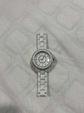 Authentic Dior VIII White Ceramic Quartz Ladies Watch